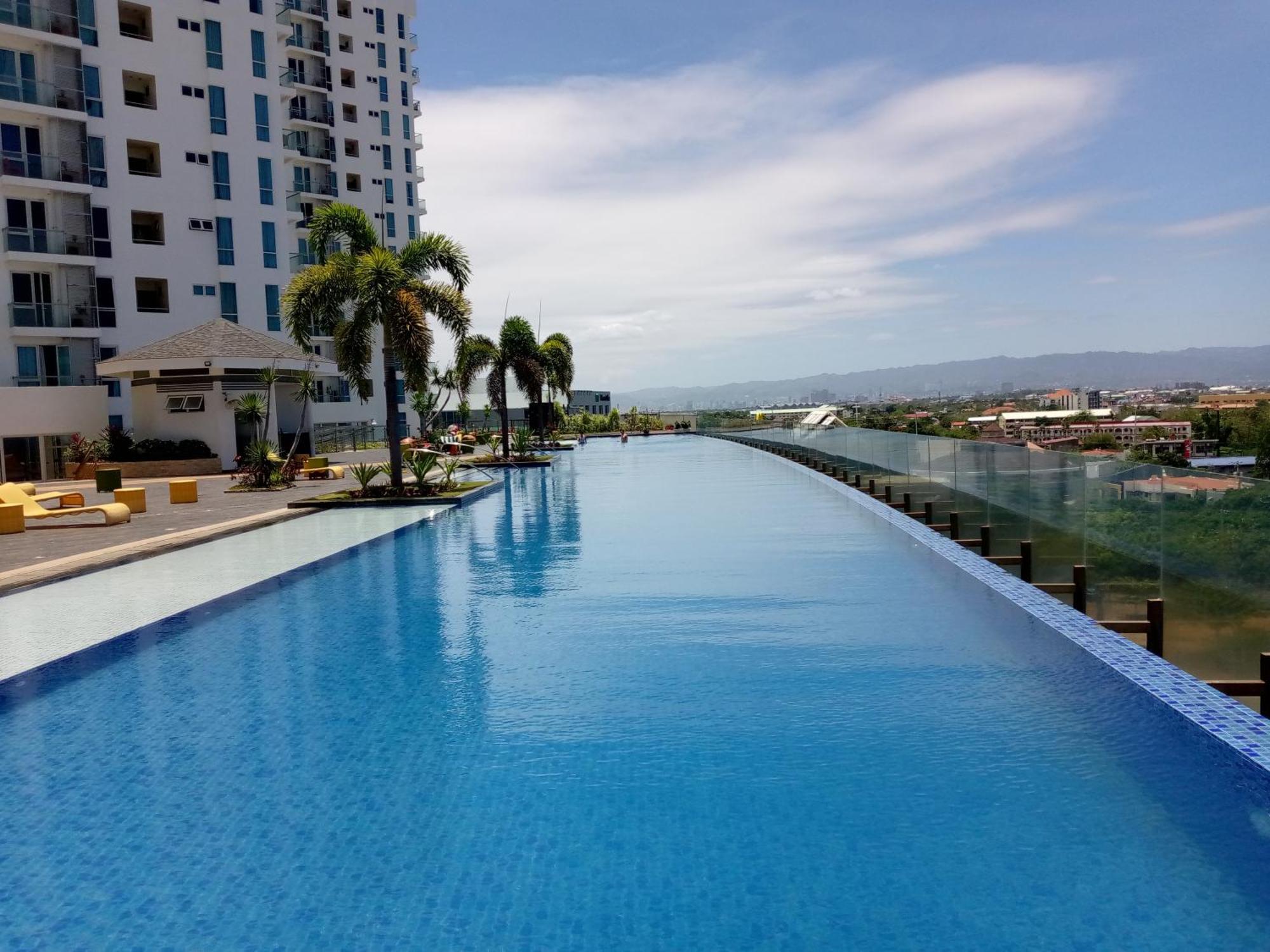 Mactan Newtown 8 Boulevard Deluxe Punta Engaño Zewnętrze zdjęcie
